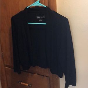 Black shrug, size M